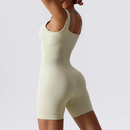 Ida | Jumpsuit med slank silhuet og shapewear